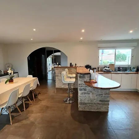 Holiday home Pavillon Moderne Tout Confort
